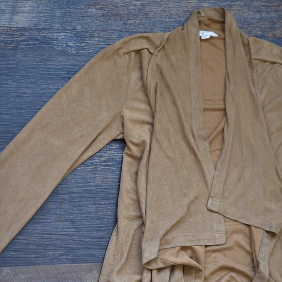 Cardigan - Picture 2 of 5